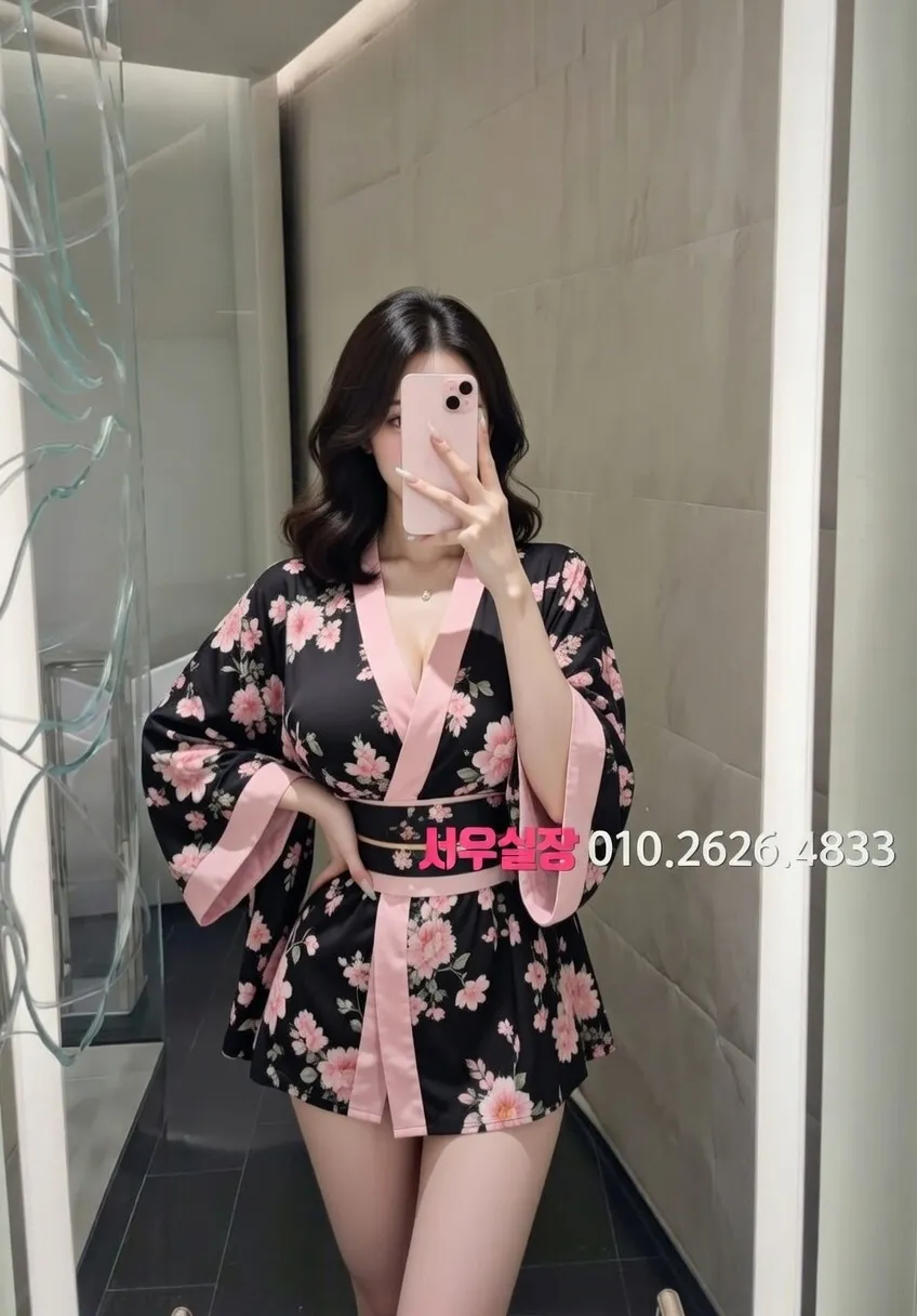 삼성동 미러룸 프리미엄 라인업 2번 프로필